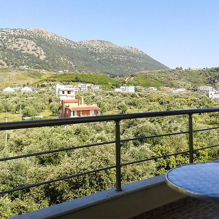 Dhima Hotel Himare Buitenkant foto