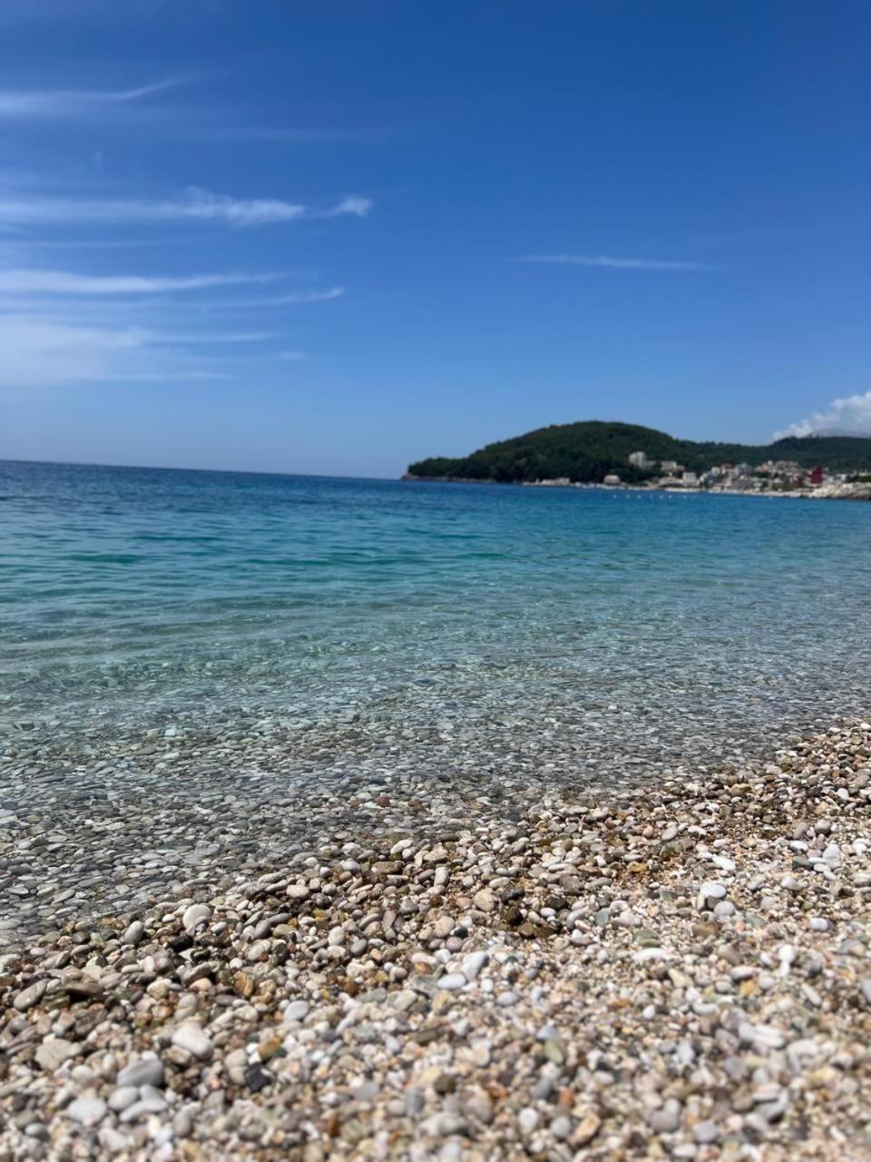 Dhima Hotel Himare Buitenkant foto